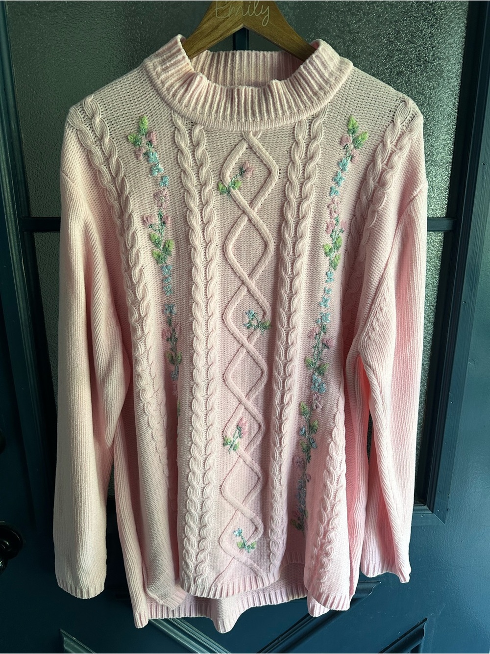 Vintage Carolyn Taylor Pink Cable Knit Sweater with Floral Embroidery